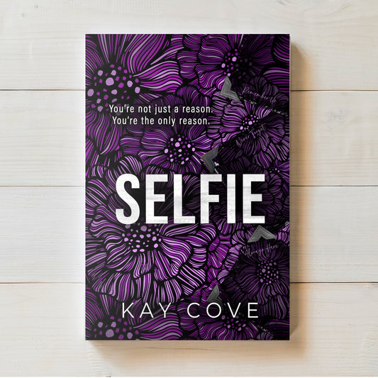 Selfie | Kay Cove